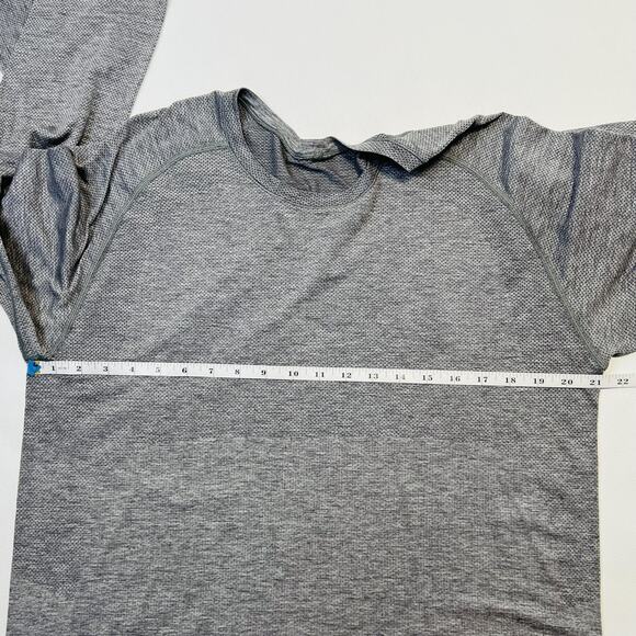 Lululemon Shirt Mens XL Gray Long Sleeve Seamless Live In Practice Lightweight - Picture 10 of 12